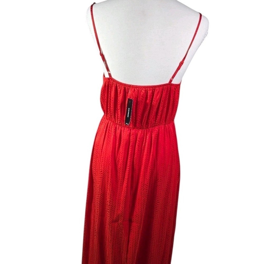 NWT Express Red Orange Maxi Dress M Summer Halter Keyhole Cutout Beach Vacation - Picture 3 of 10